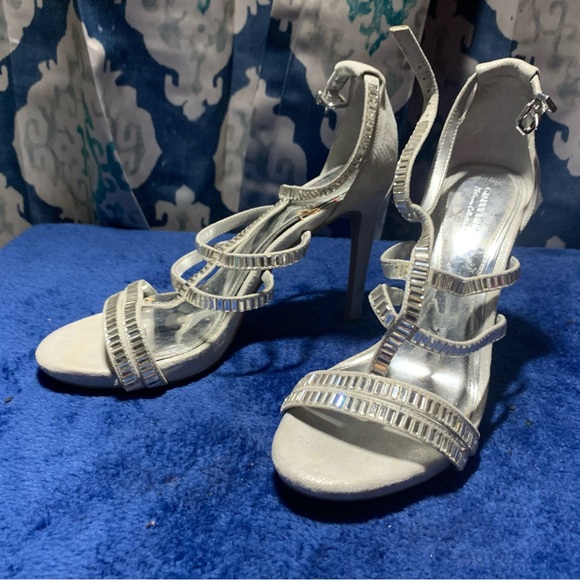 Gianni Bini Heels - Picture 9 of 13